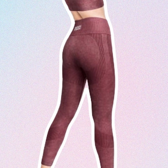 PINK Victoria's Secret Pants - Victoria’s Secret PINK • Maroon/Burgundy Seamless Leggings ♥️